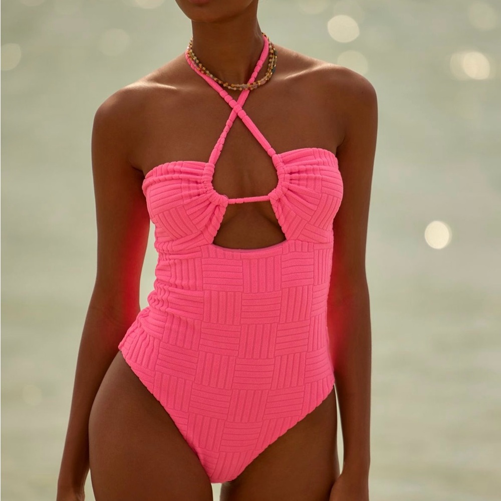 Beach Riot Phoenix One Piece Strawberry Moon Terry, Size Large, $168